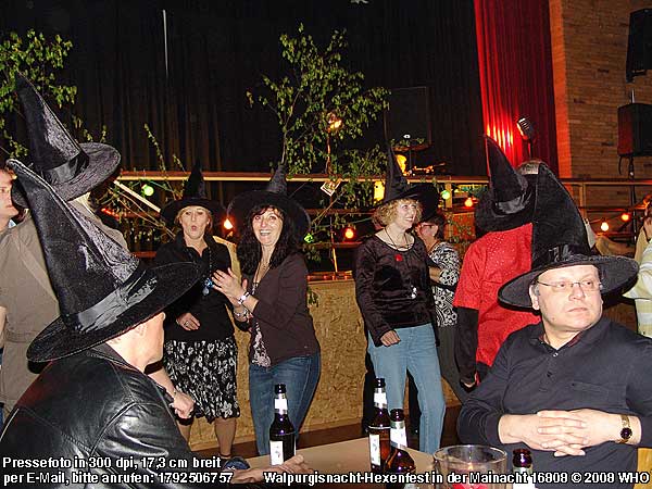 Tanz in den Mai in der Walpurgisnacht